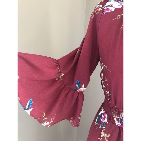 Floral bell sleeve button up maxi dress - Picture 2 of 6